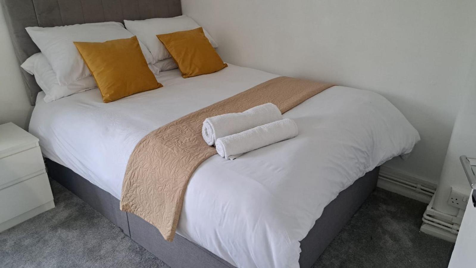 Tooting Lodge London - Cosy 2 Bedroom House With Garden, 5 Mins Walk To Tube Station Dış mekan fotoğraf